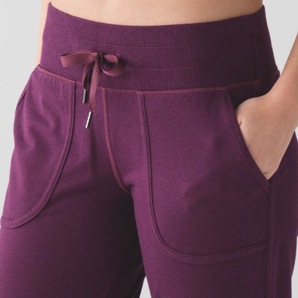 Lululemon Comfy As Sweat Pant - Picture 3 of 7